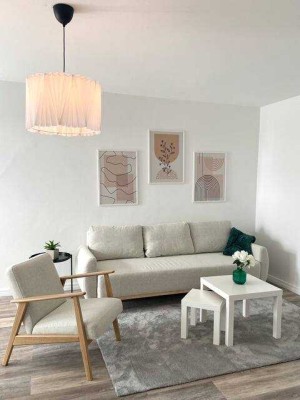 Möblierte 2-Zimmer Wohnung im 7. OG in Hamburg-Wandsbek