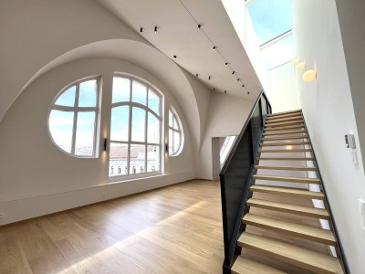 ERSTBEZUG nach DG-Ausbau - Moderne 5,5 Zimmer Wohnung mit Terrasse in 1090 Wien!