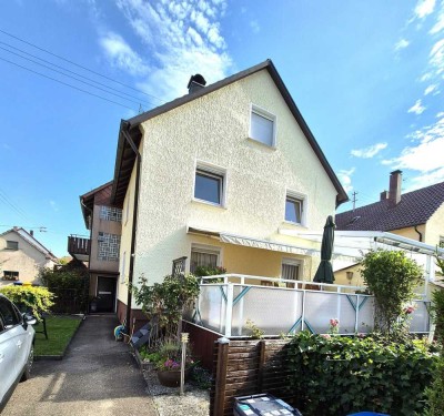 * SONNIG und HELL * 3-Familienhaus in ruhiger, familienfreundlichen Lage*