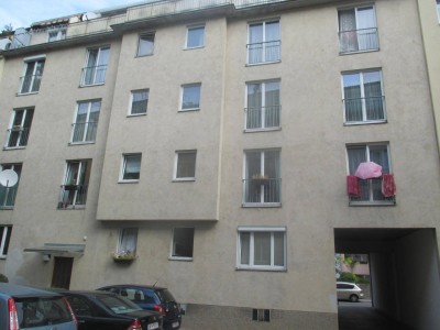 2-ZIMMER-WOHNUNG! SANIERT! U4-NÄHE OBER. ST. VEIT! 3. LIFTSTOCK! AUCH ALS WOHNGEMEINSCHAFT GEEIGNET! PROVISIONSFREI!