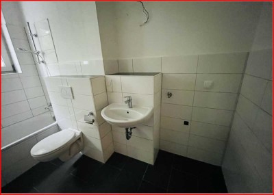 Charmante 4-Zimmer-Wohnung mit Balkon in Köln-Lövenich – WG-geeignet!