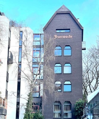 Originelle Wohnung mit großer Loggia in der Innenstadt - vom bekannten Architekten Jochen Brandi !