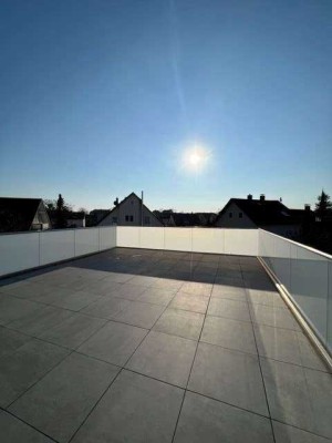 Traumhafte Dachterrassen Wohnung mit Designeinbauküche