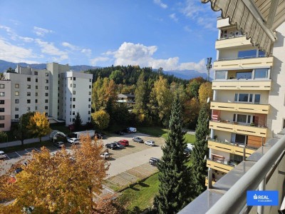 Großzügig geschnittene 3 Zimmer Wohnung mit Weitblick!