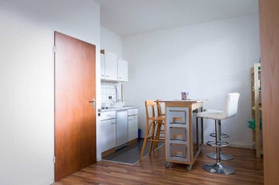 Helles modernes renoviertes 2 Z. Appartement Tageslichtbad, all-Incl. Miete BN-Friesdorf