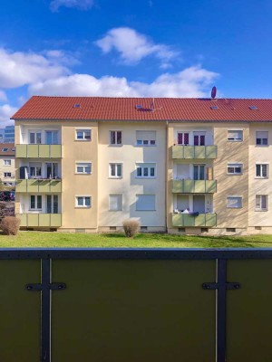 Vollständig renovierte Wohnung - Nahe Kaufpark-Freiberg und Tapachtal - 1.OG mit Ost-Balkon