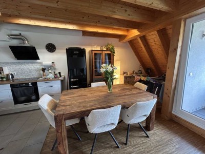 Schöne Dachgeschosswohnung auf 2 Ebenen