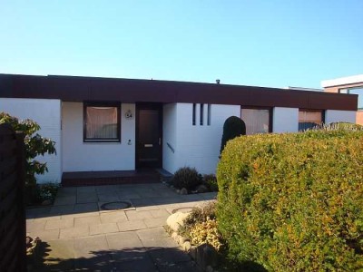 Schöner Eckbungalow in ruhiger Wohngegend in Buxtehude