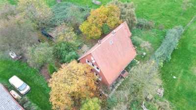 Einfamilienhaus für den ambitionierten Handwerker und weiteres Grünland zur Pacht möglich