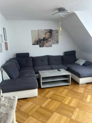 Modernisierte 3Zimmer+2Zimmer-0G-Wohnung mit Balkon in Lichtenstein Honau