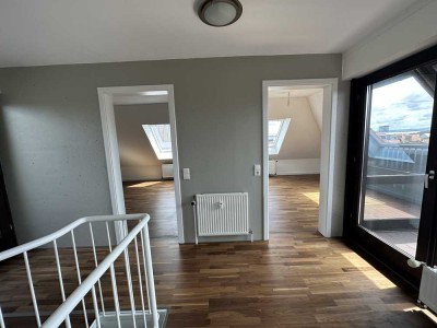 ATTRAKTIV! Kernsanierte Maisonette-Wohnung 4 ZKB mit Aufzug in Mannheim City