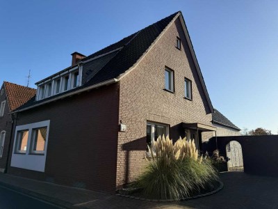 Charaktervolles Wohnhaus mit weitläufigem Grundstück