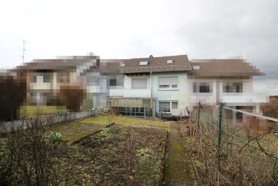 Willkommen daheim: Gemütlich und charmantes Reihenhaus mit sonnigem Garten und Garage in ansprechend