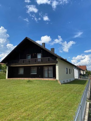 Repräsentatives  5-Zimmer-Einfamilienhaus in Maxhütte-Haidhof