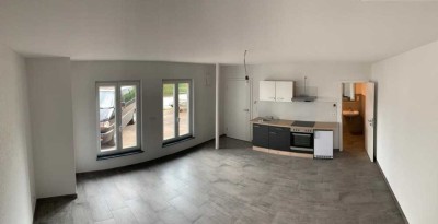 Neuwertige Wohnung mit einem Zimmer und Einbauküche in Heidenheim