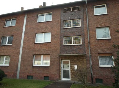 Freundliche und gepflegte 2-Zimmer-Wohnung mit Balkon in Oberhausen-Sterkrade
