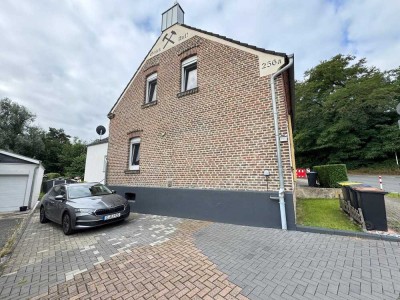 Modernisiertes Zechenhaus im Altbaustil