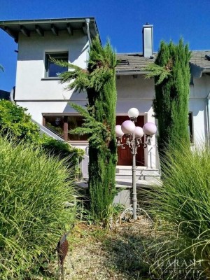 Zwei Generationen Haus in idyllischer Lage