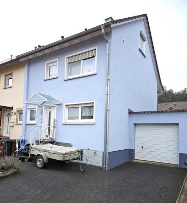 Attraktive Doppelhaushälfte - viel Platz und Komfort für die ganze Familie!