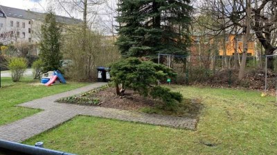 3 Zimmer 60qm renoviert und teilmöbliert mit Balkon & Gartennutzung in Schloßchemnitz