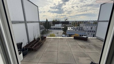 10m² große TERRASSE!!! Top-moderne DG-Wohnung nahe Akademiepark