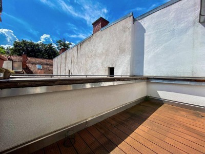 AB 01.05. VERFÜGBAR I XL-SÜD-TERRASSE I MAISONETTE I DIREKT ZWISCHEN STADTPARK &amp; HAUPTPLATZ I BADEWANNE I HAUSTIERE WILLKOMMEN I MODERNER GRUNDRISS I