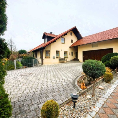 Einziehen und Wohlfühlen! Einfamilienhaus mit Weitblick in Wackerstein zum Verkauf!