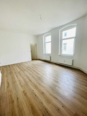 Einziehen und Wohlfühlen 2-Raumwohnung mit Einbauküche