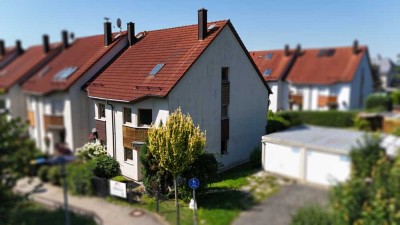 Ruhig gelegenes Reihenendhaus in Treuen steht zum Verkauf!