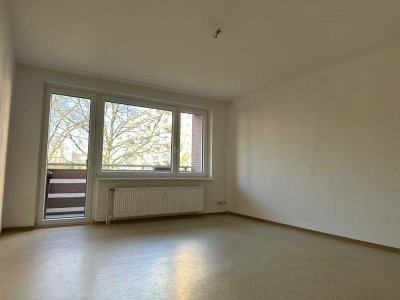 Schöne zentral gelegene 3-Zimmer Wohnung (B-Schein erforderlich)!