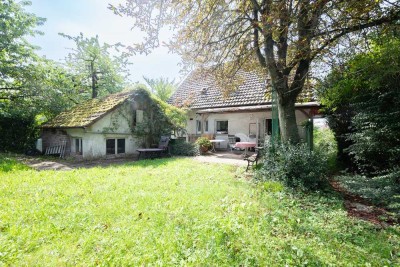 Einfamilienhaus mit riesigem Potenzial und Gartenparadies in Gemmingen