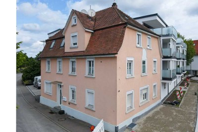 Stadthaus mit drei Wohneinheiten ... flexible Nutzungsmöglichkeiten • zentrale Lage