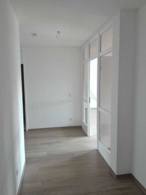 Großzügige 2 Zimmer-Dachgeschosswohnung in Hirschaid