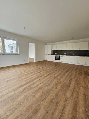 Schöne 2-Zimmer-Wohnung mit Balkon in Waldkraiburg