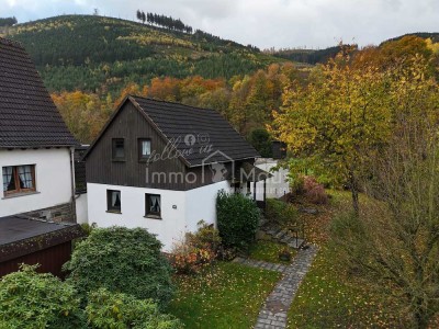 Kompaktes Eigenheim mit Gartenidylle in Plettenberg-Pasel