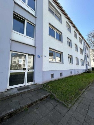 Gemütliche Wohnung mit Laminatboden