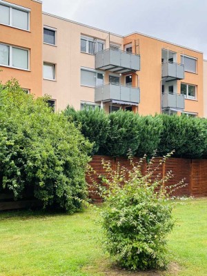 Helle, komplett renovierte 3-Zimmer Wohnung in Detmerode mit Balkon