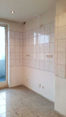 Helle 3 Zimmer Wohnung,KDB,Gäste WC,2Balkone, in ruhiger Lage