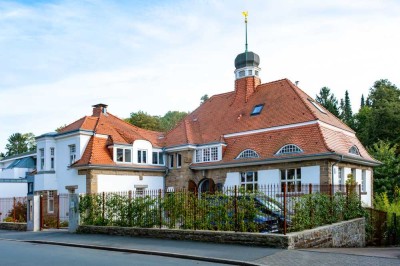 EINMALIGES WOHNERLEBNIS IN EHEMALIGER KAPELLE 
MIT WUNDERBAREM GRÜNBLICK NAHE DÜSSELDORF