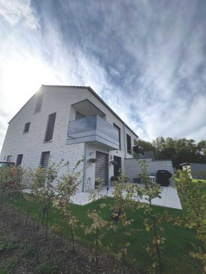 Obergeschoss mit Studio optimal für einen 1- 2 Personenhaushalt !