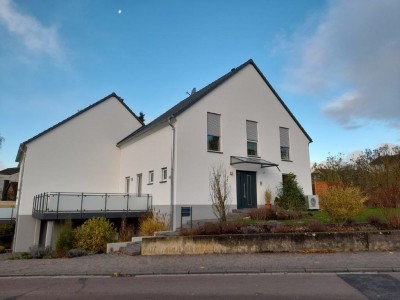 Atemberaubende Doppelhaushälfte in Bad Camberg