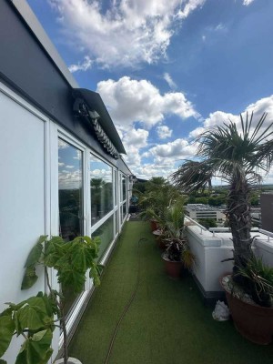 3Zimmer Wohnung mit Dachterrasse direkt neben dem Rhein-Center! [VAC-18103]