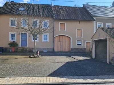 Kernsaniertes Bauernhaus in Möhn mit Land und Garten Nähe Trier / Lux