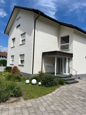 Schöne 3-Zimmer-Wohnung mit gehobener Innenausstattung und EBK in Delbrück