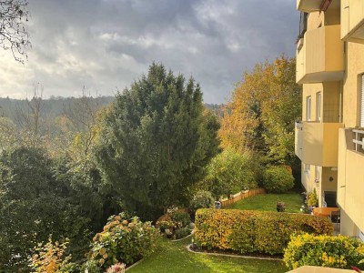*KAPITALANLAGE* schöne 3 Zimmer DG-Wohnung mit Balkon in der Wohnanlage "Walburgistal"