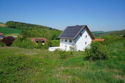 Entspannung und Erholung abseits der Großstadthektik! Mehrgenerationenhaus in Stössing