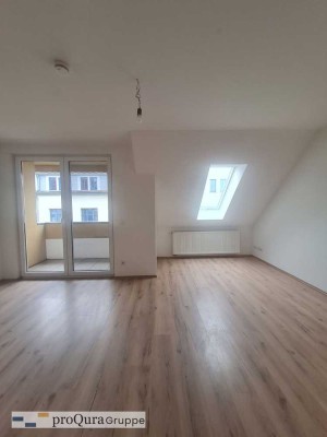 Barrierefreie 1-Zimmer-Wohnung im Dachgeschoss mit Balkon und Aufzug