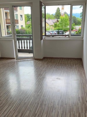 3-Zimmer Wohnung mit Balkon in Grödig