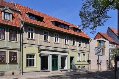 Zentrale, sanierte 2-Zimmer-Wohnung