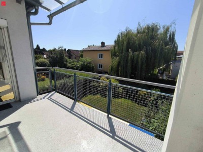 Heller Wohntraum mit Sonnenbalkon in Top Ruhelage